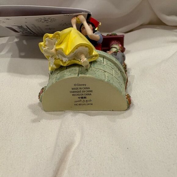 Disney Store Artist Sketchbook Princess Snow White Figurine Ornament NWT - Picture 3 of 6